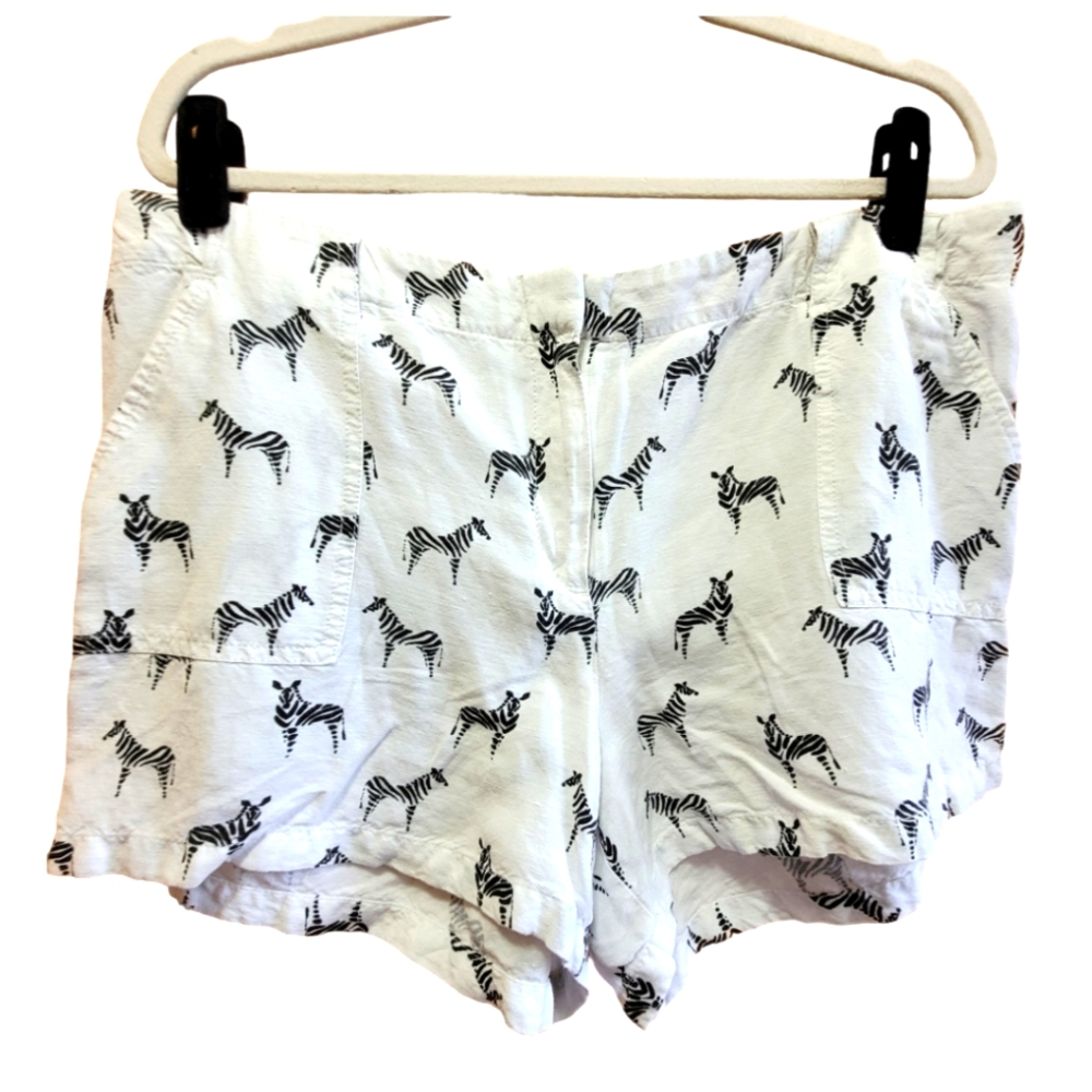 LOFT Zebra Patterned White Cargo Shorts